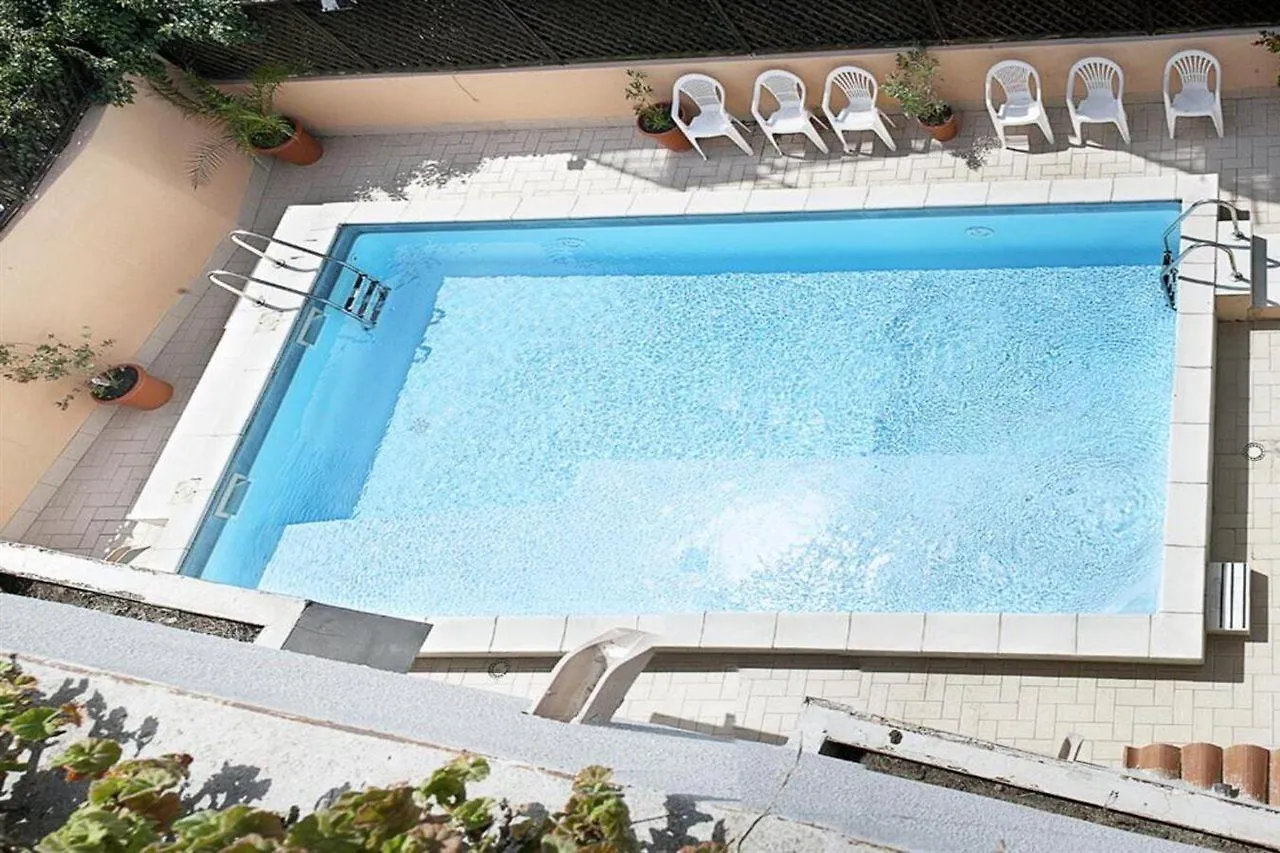 Hotel Majore Santa Teresa Gallura 4*,
